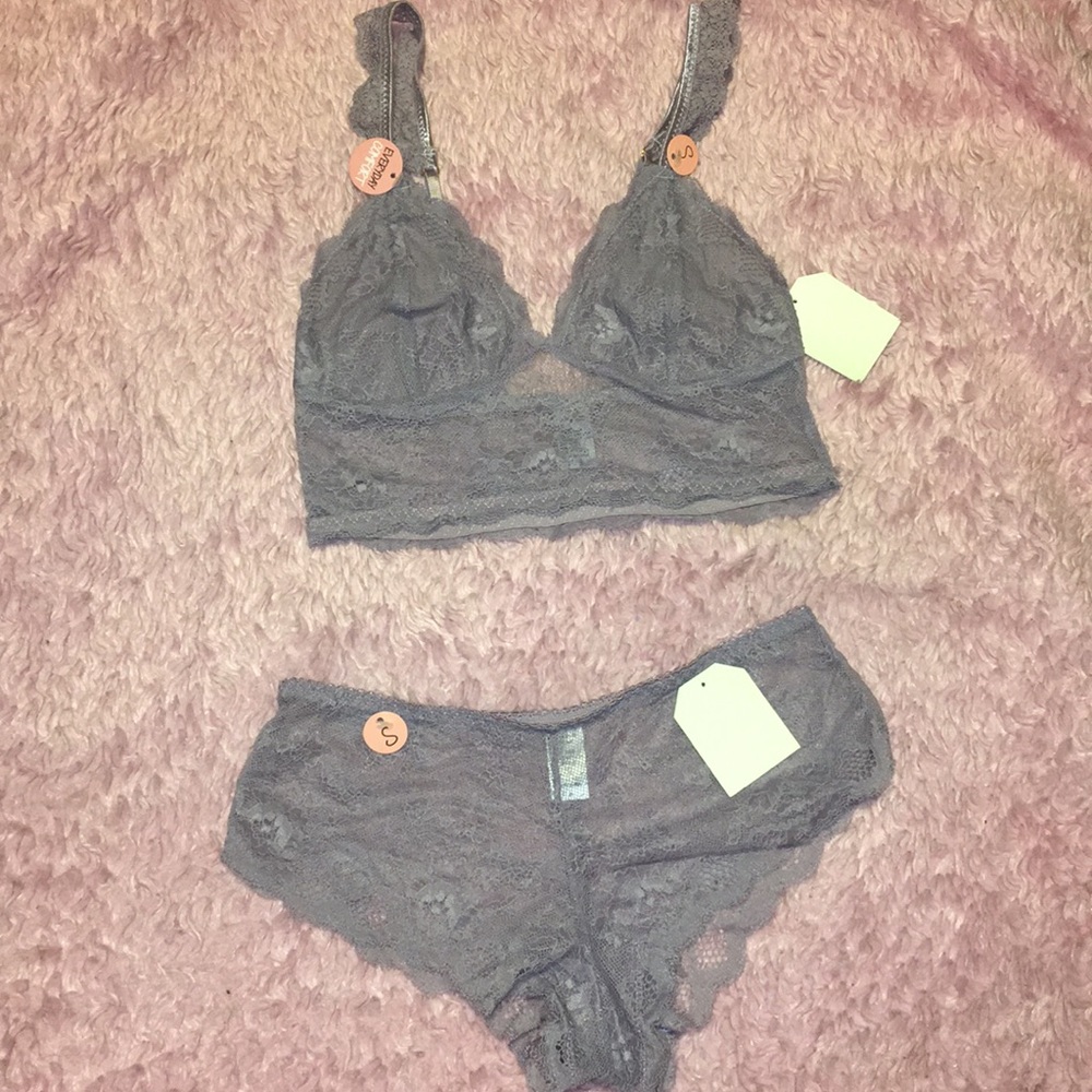 Beautiful romantic lazy bralette set so soft